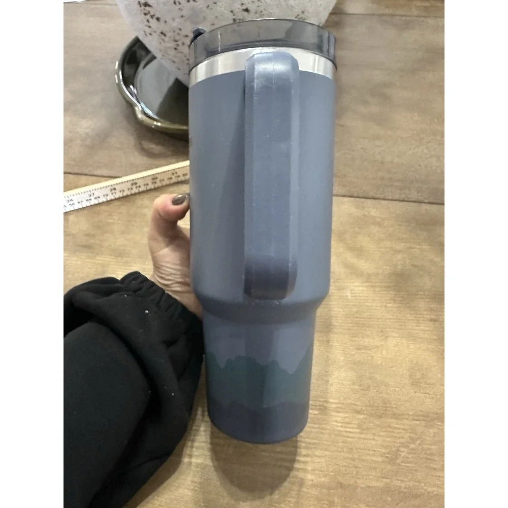 Stanley Adventure‎ Quencher Original 40 oz blue Tumbler With Cap - No Straw - Picture 5 of 8